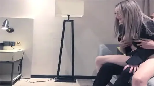 广州极品肉肉姐新晋战神：黑裙约啪刚出炉，骚欲高潮诱惑！