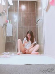 《重磅 泄密》眼镜控必备那些外表清纯眼镜小姐姐分手后被渣男曝光热恋时期自拍的不健康视图-3